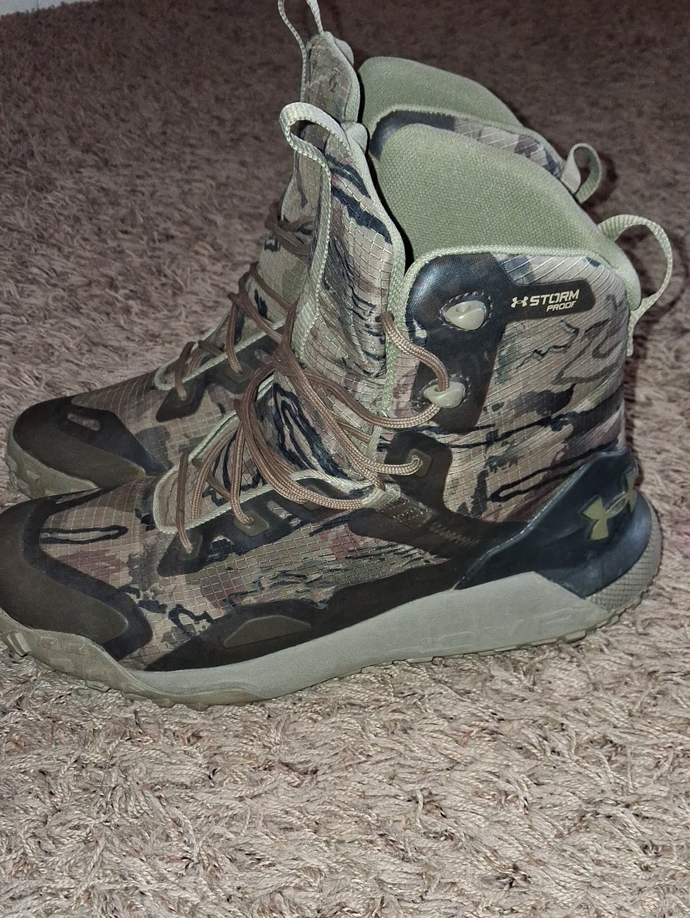 Under Armour HOVR Dawn WP 400g Insulated Hiking Hunting Boots Size 10 Camo